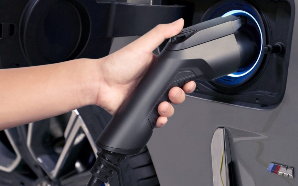 Как легко заряжать электромобили из Северной Америки и стран Азии в Украине?