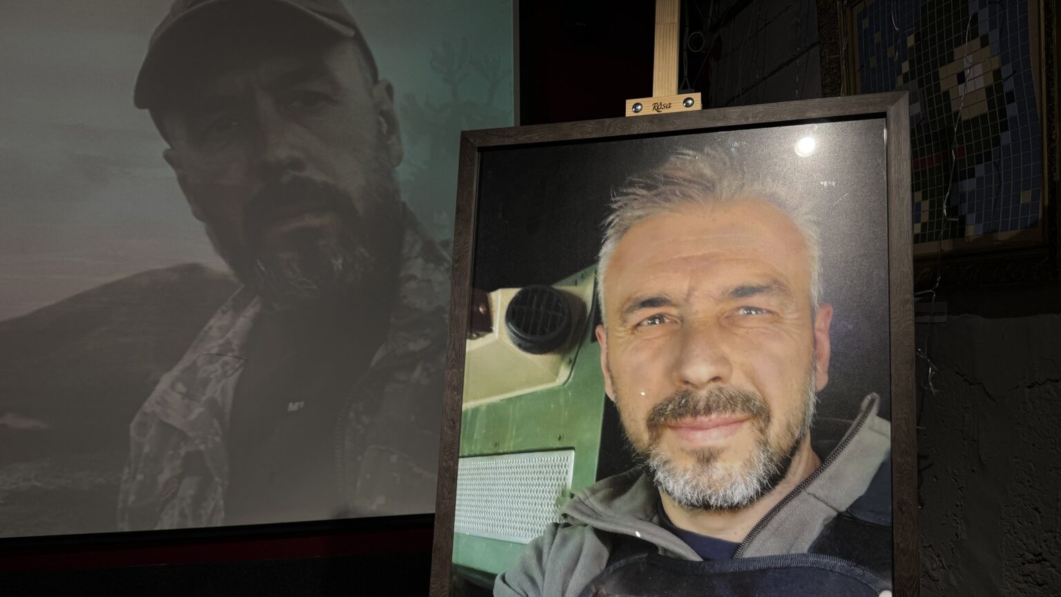 У Франківську презентували роботи загиблого воїна, військового репортера Руслана Ганущака