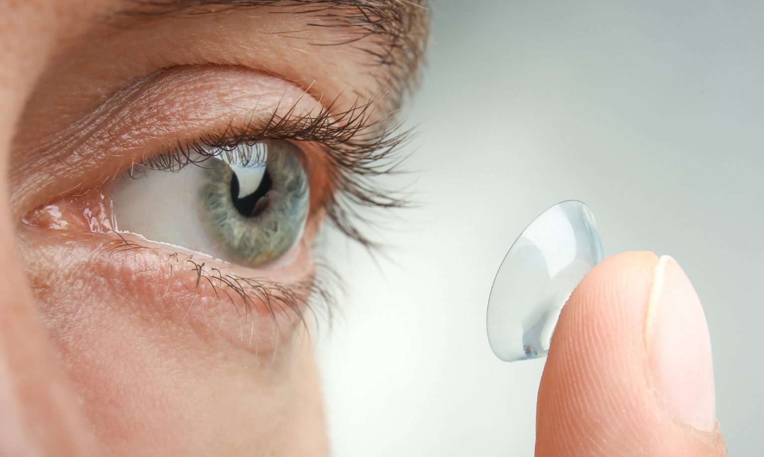 Линзы на месяц: комфортное зрение на каждый день