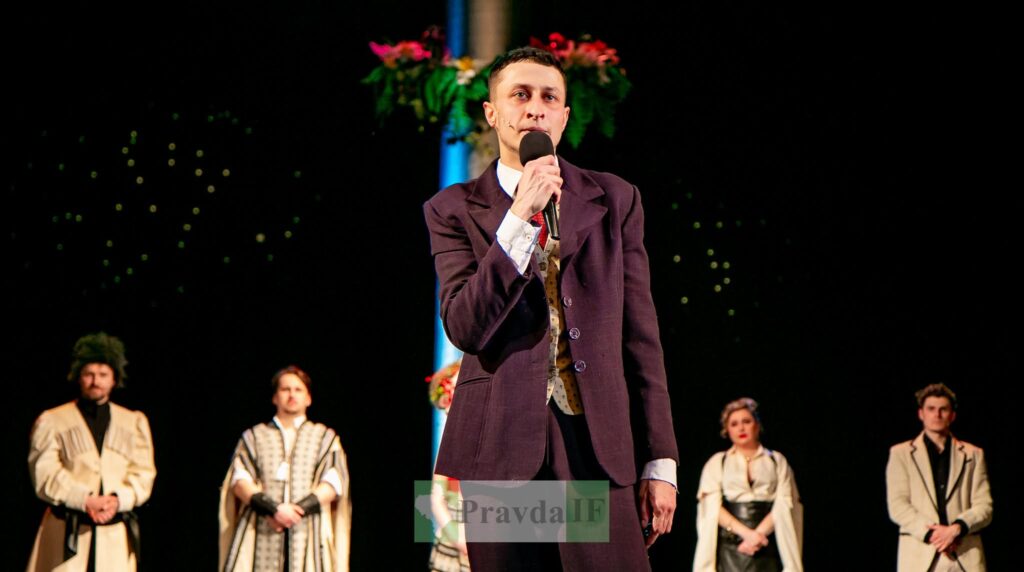 Актор франківського драмтеатру Богдан Романюк вступив до лав ЗСУ