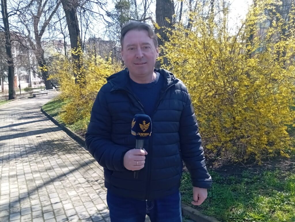 Популярна телепрограма прикарпатського телебачення "Вулиця" святкує своє 22-річчя: з цієї нагоди оголошено конкурс із цікавими призами для телеглядачів