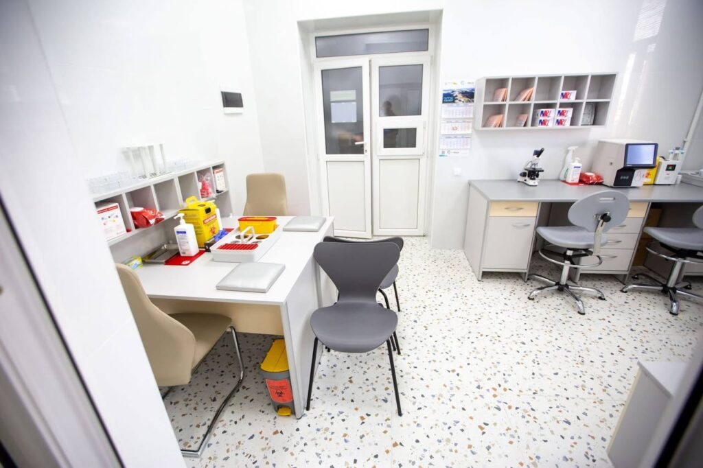 В п’ятій поліклініці відкрили лабораторію та кабінет травматолога