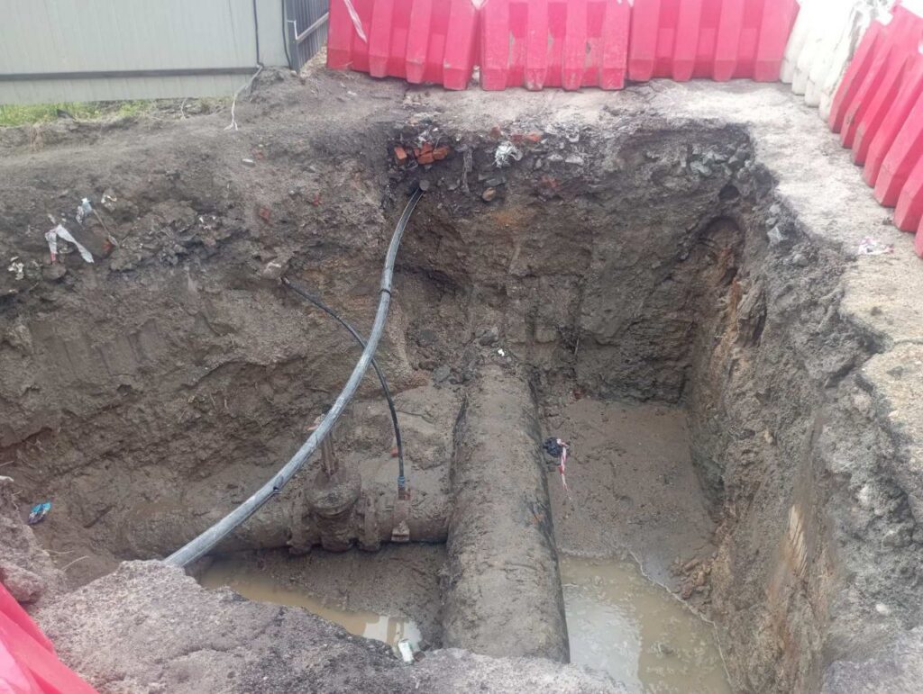 В Івано-Франківську відновили рух автотранспорту вулицею Мельника