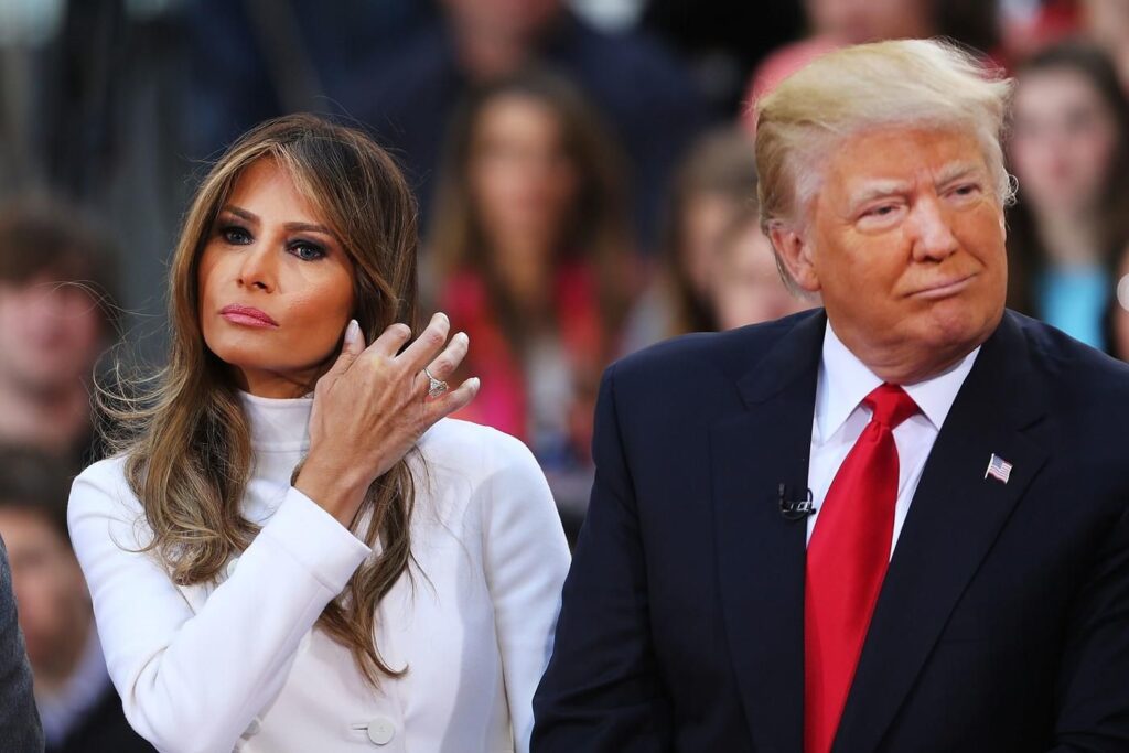 Білий дім планує організувати парад на день народження Трампа