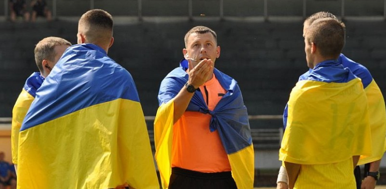 Василь Файда - арбітр матчу «Діназ» - «Прикарпаття»