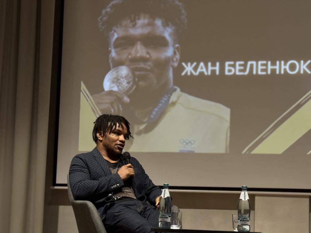 Жан Беленюк зустрівся з молоддю Прикарпаття: про виклики, мотивацію і шлях до перемог