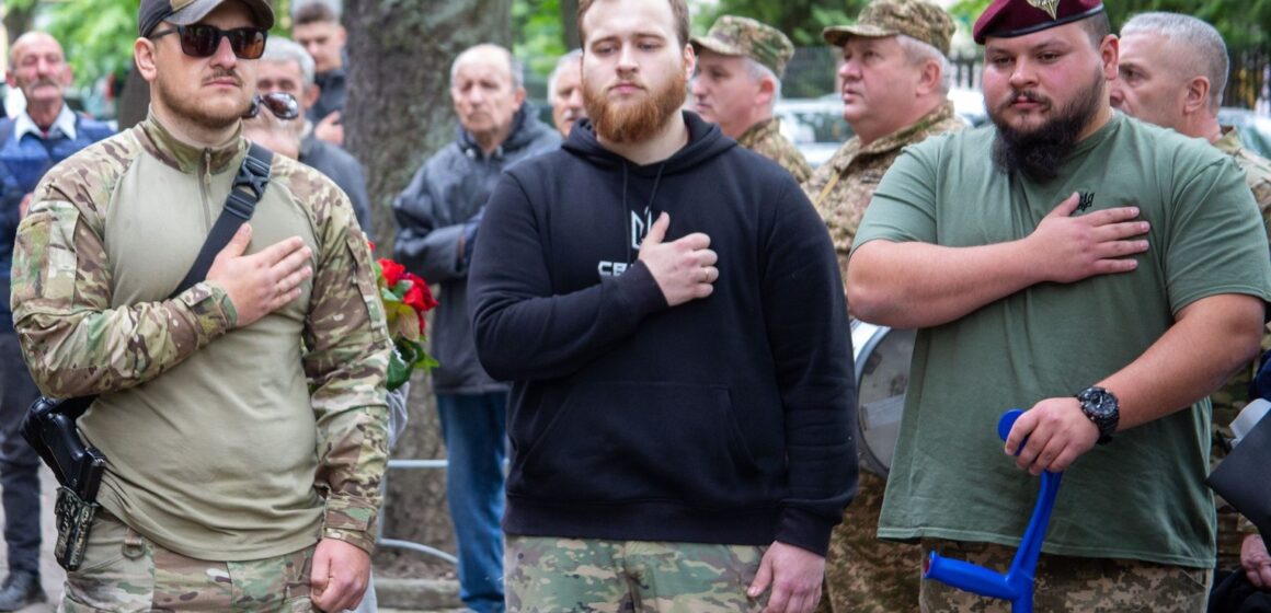 У Франківську відкрили анотаційні дошки Олександру Грузіну та Андрію Сьоміну