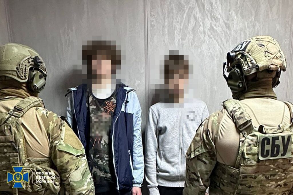 На Рівненщині два 18-річні хлопці намагалися підірвати поліцейських