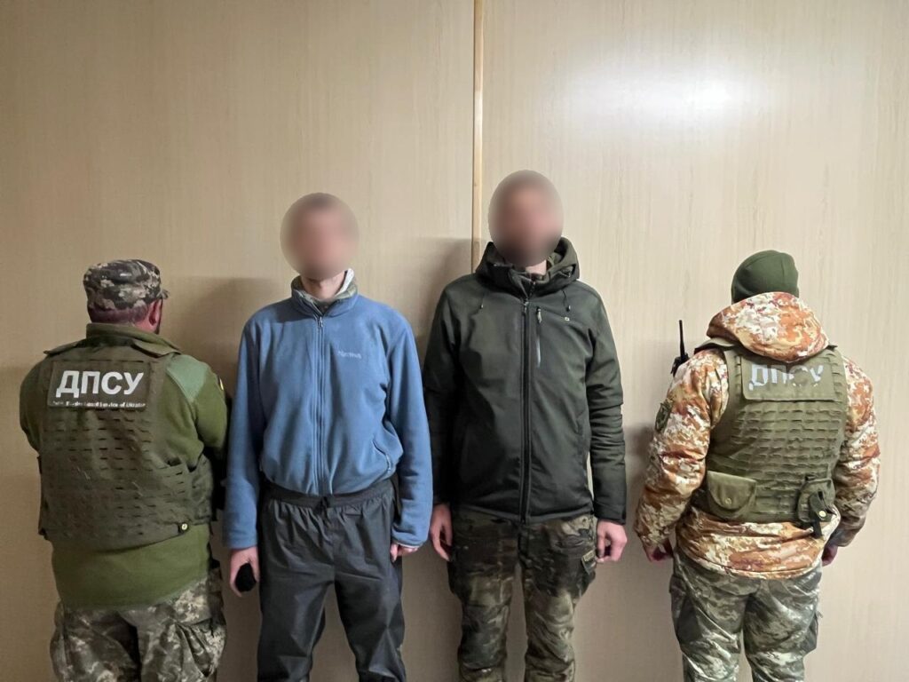 Прикордонний пес в Карпатах допоміг затримати двох порушників з Сумщини. ВІДЕО