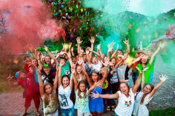 Коли франківські дітлахи зможуть відвідати “літні школи” та поїхати до табору “Лімниця”