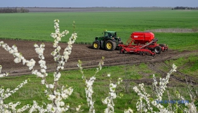 Посівна кампанія на Івано-Франківщині продовжується