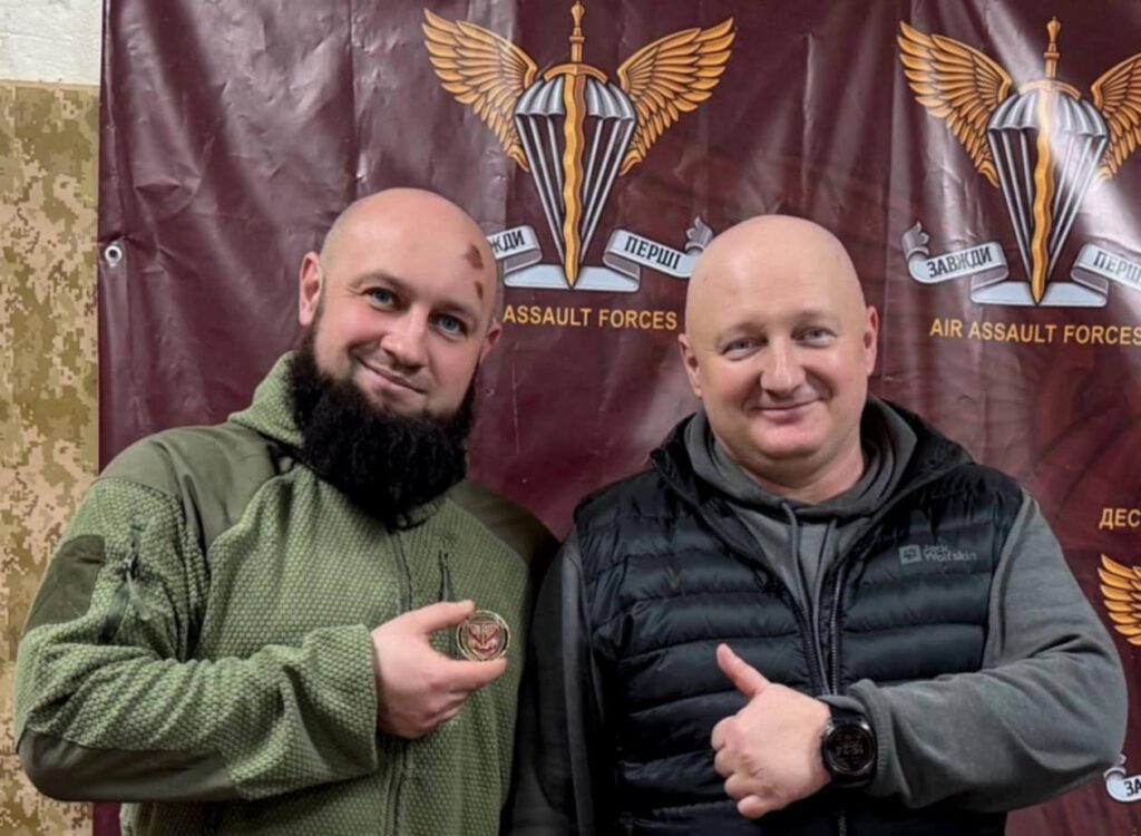 Франківця Олега Курташа нагородили внутрішньою спецвідзнакою Десантно-штурмових військ