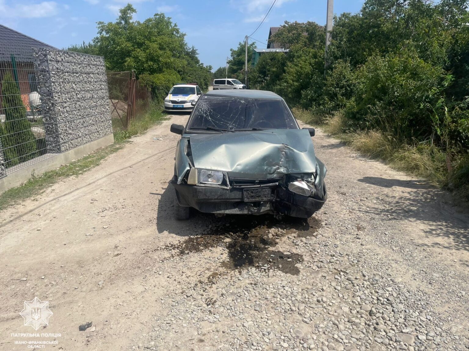 У Франківську нетверезий водій в'їхав у паркан. ФОТО