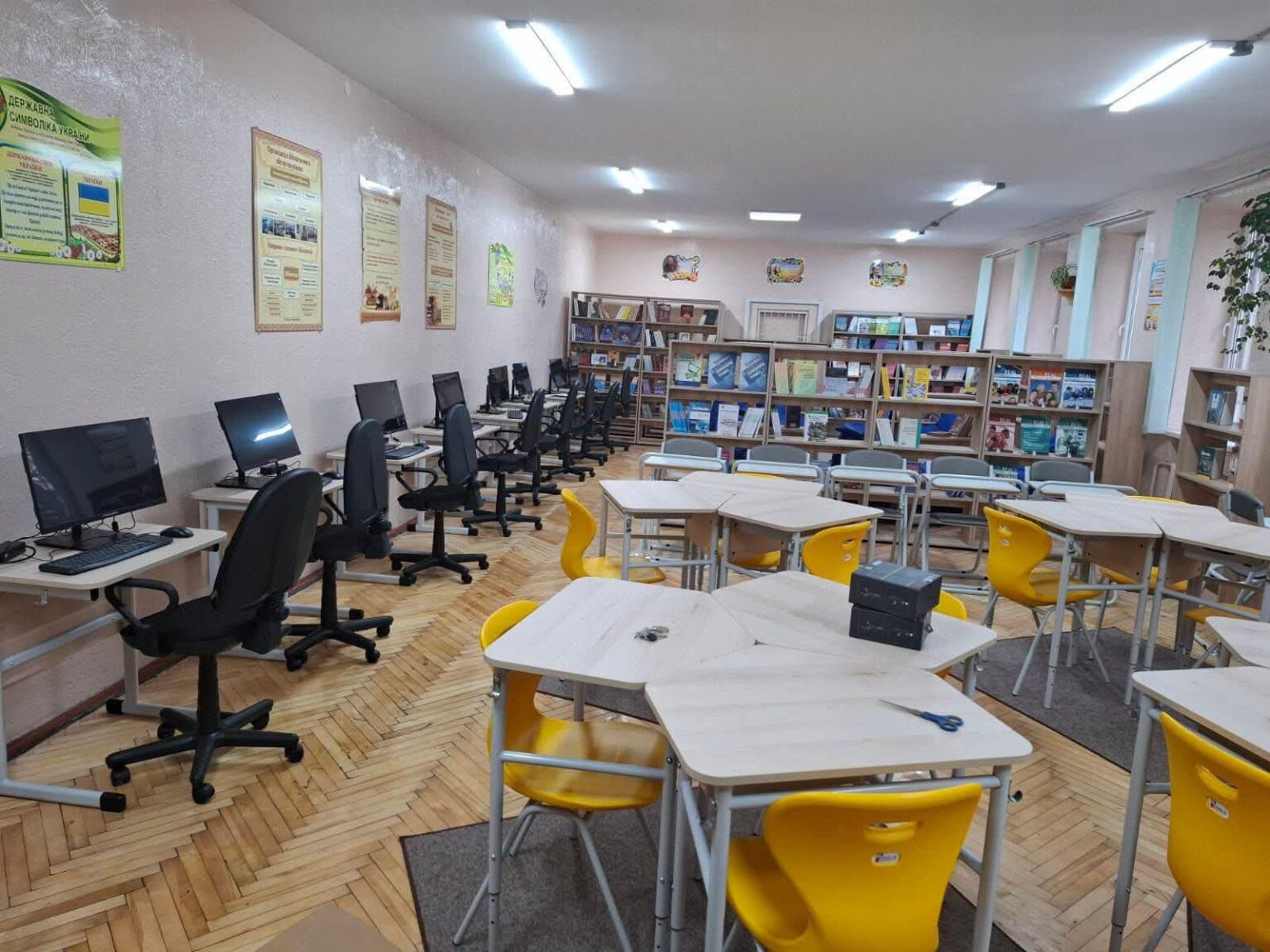 Чотири громади Прикарпаття отримають майже 22 мільйони гривень на сучасні шкільні кабінети