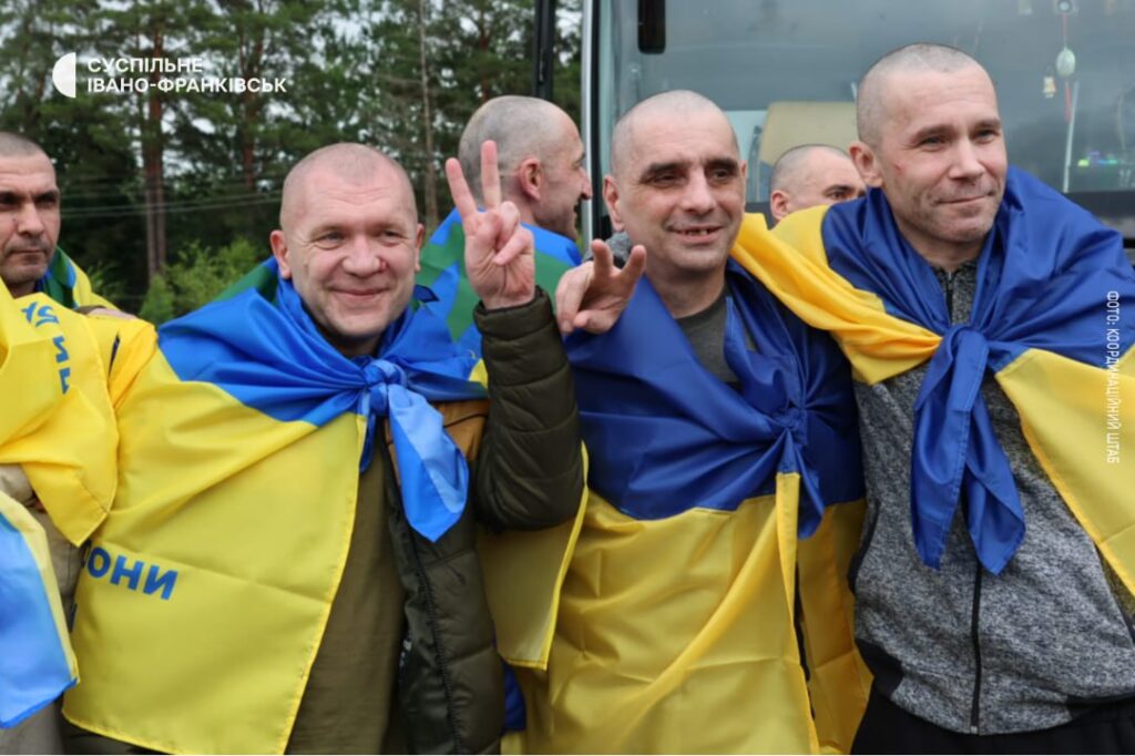 З російського полону повернувся військовий з Івано-Франківщини Степан Дарійчук. ВІДЕО