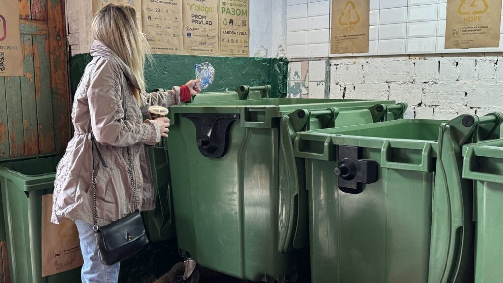 У Франківську відкрили оновлений екопростір "RE:space"