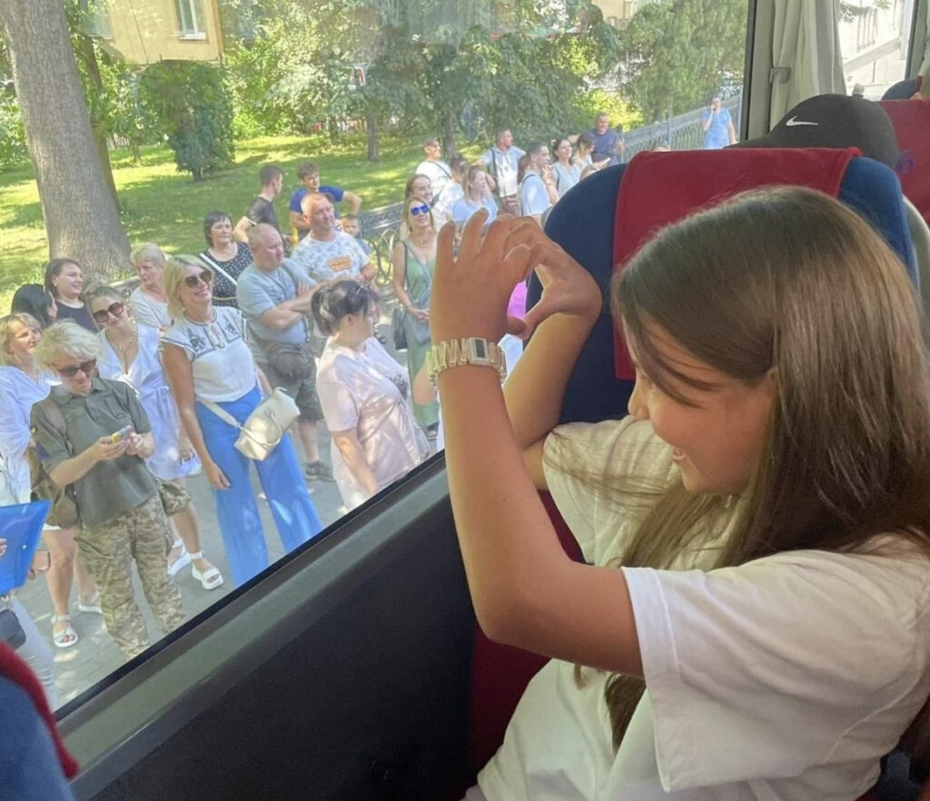 Відпочинок за кордоном: які міста приймають дітей з Франківська