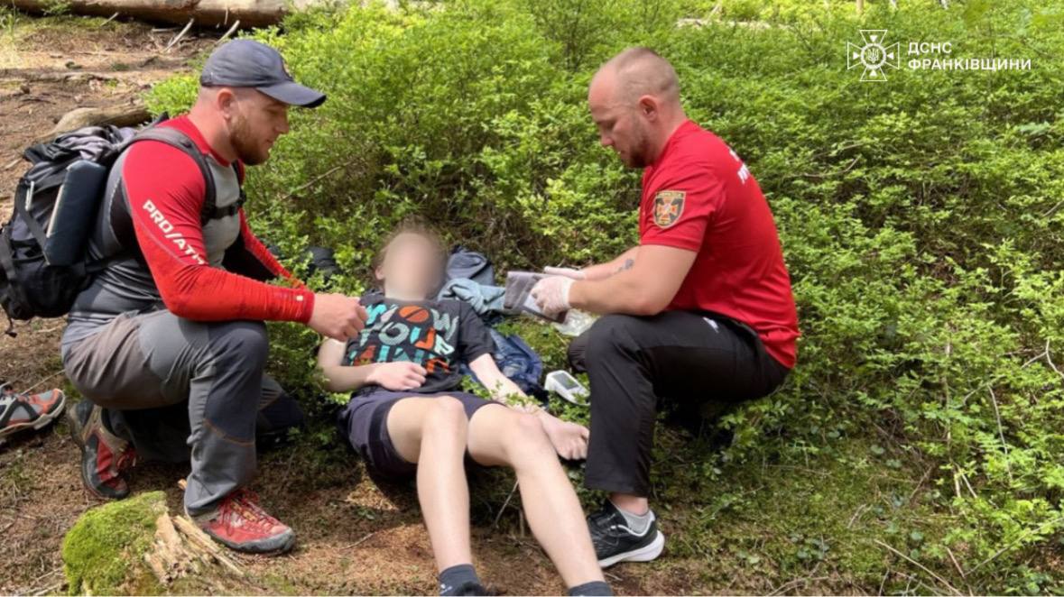 Рятувальники транспортували дитину з-під Говерли