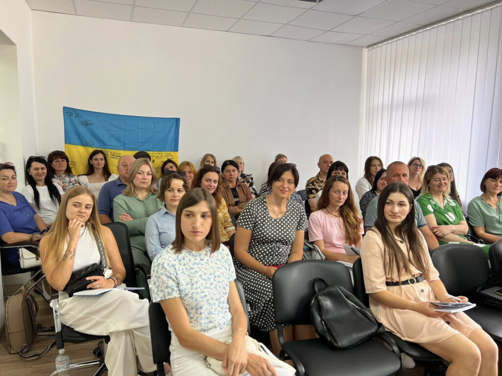 У Франківську презентували онлайн-програму підтримки для дружин ветеранів