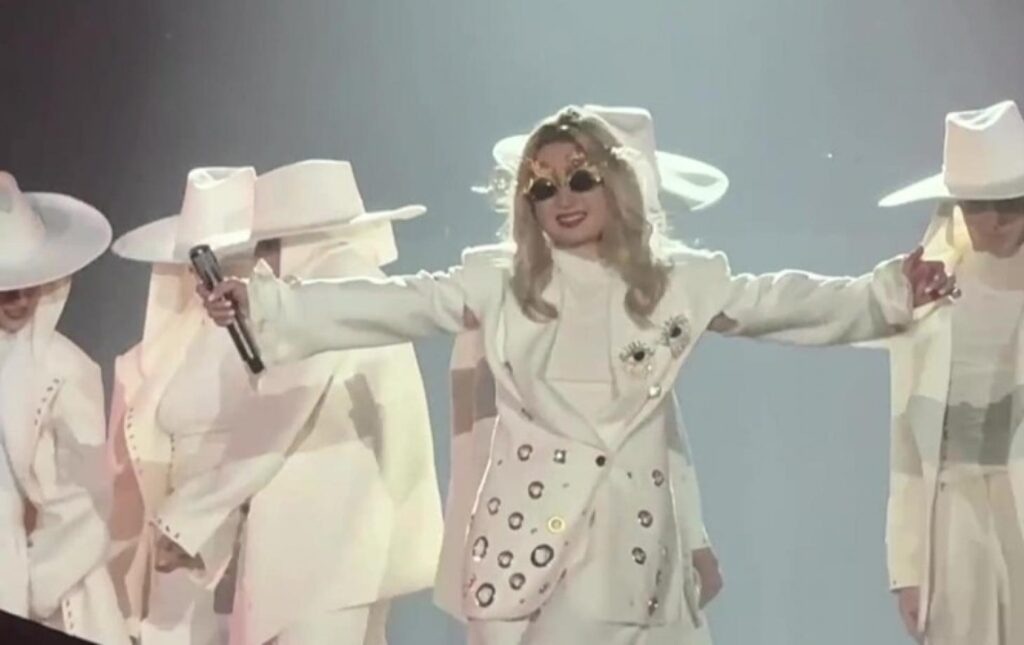 Klavdia Petrivna приголомшила кардинальною зміною образу