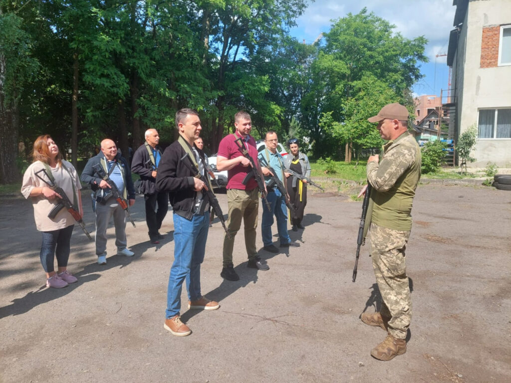Франківці пройшли тренування з національного спротиву