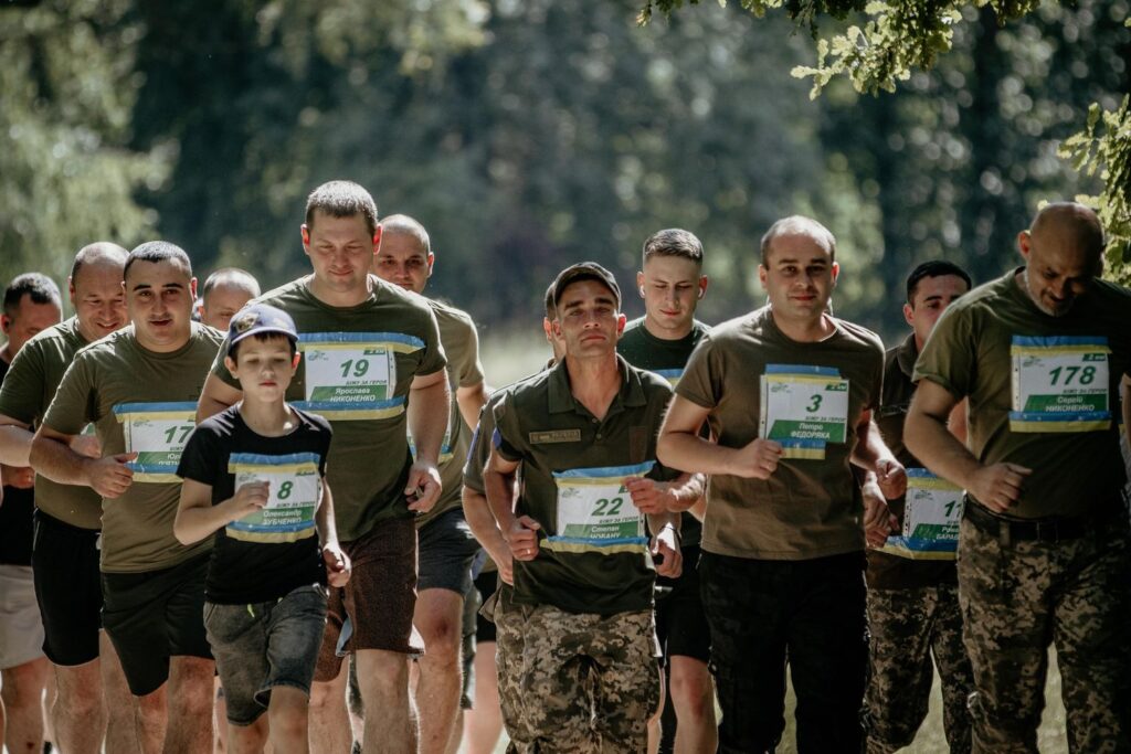 Жителів Франківщини закликають реєструватися на забіг «Шаную Воїнів, біжу за Героїв України»