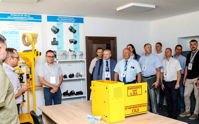 В ІФНТУНГ відкрили дві навчально-дослідні лабораторії