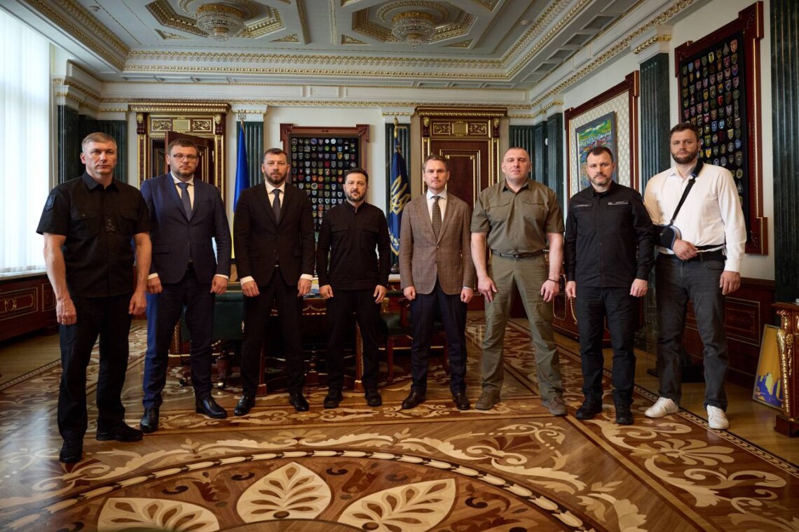 Зеленський провів зустріч з керівниками правоохоронних та антикорупційних органів