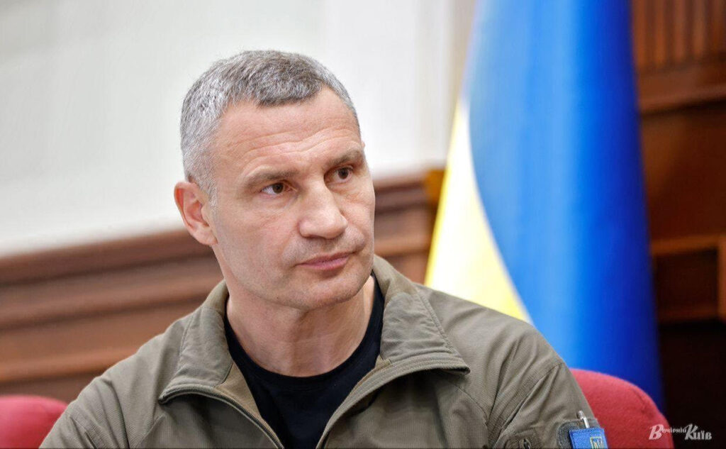 Влада імітує єдність, а будує тоталітаризм, – Кличко