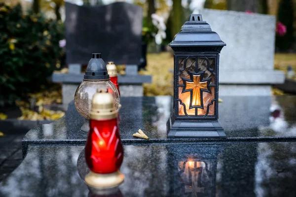 «Поховано багато Героїв»: у Вовчинцях взялися за упорядкування кладовища