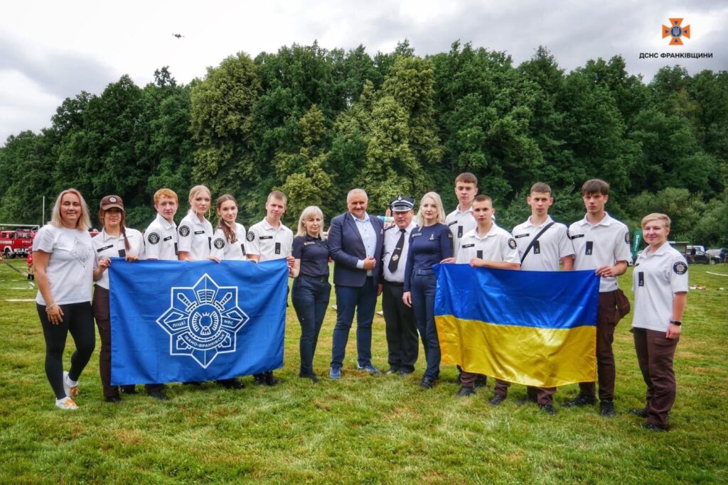 Юні рятувальники з Франківська стали переможцями міжнародних змагань у Польщі ФОТО