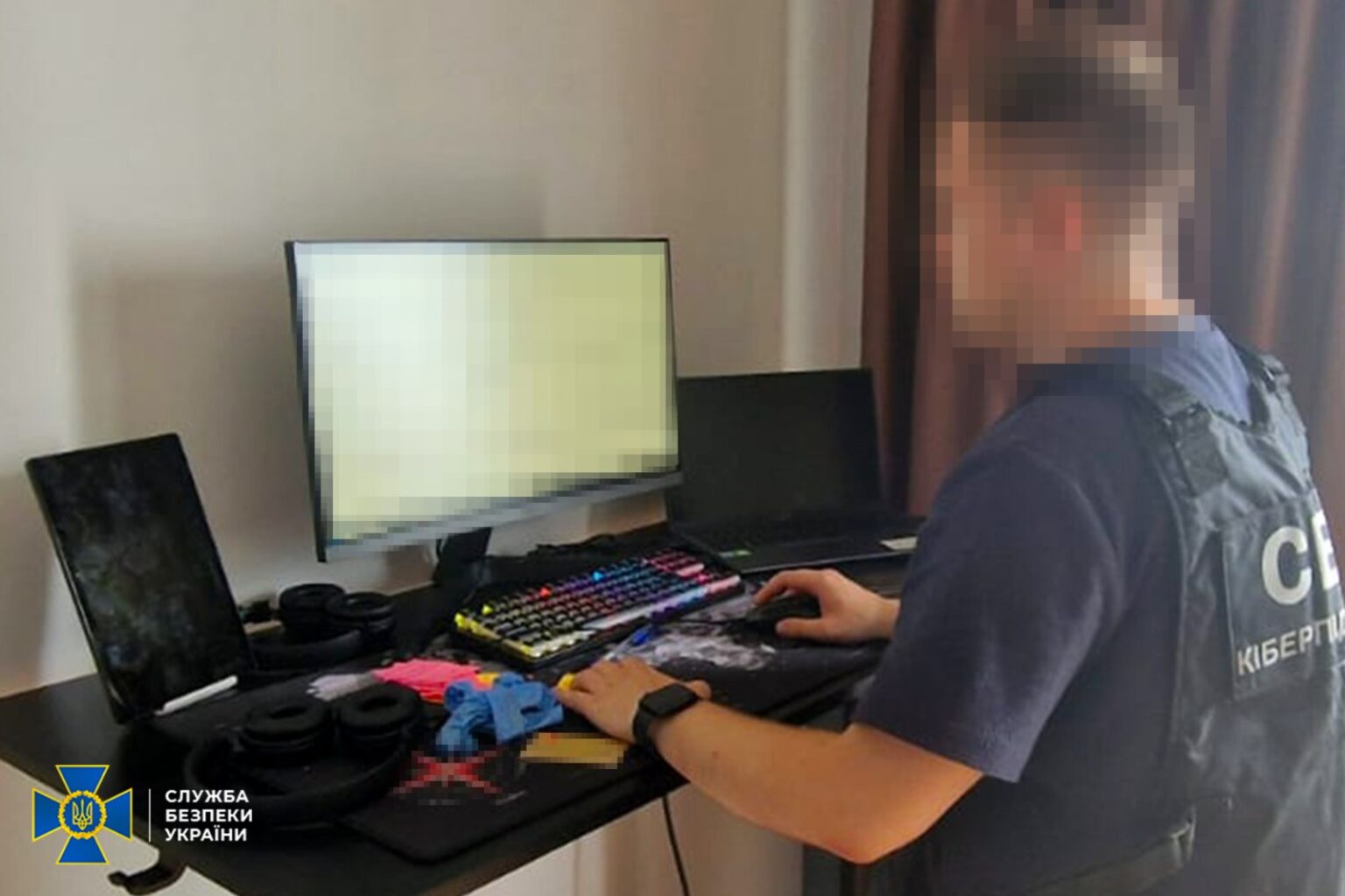 СБУ затримала «айтішника» з Івано-Франківська, який дистанційно працював на окупаційну адміністрацію рф на Херсонщині. ФОТО