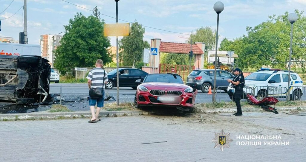 ДТП з двома автомобілями на вулиці