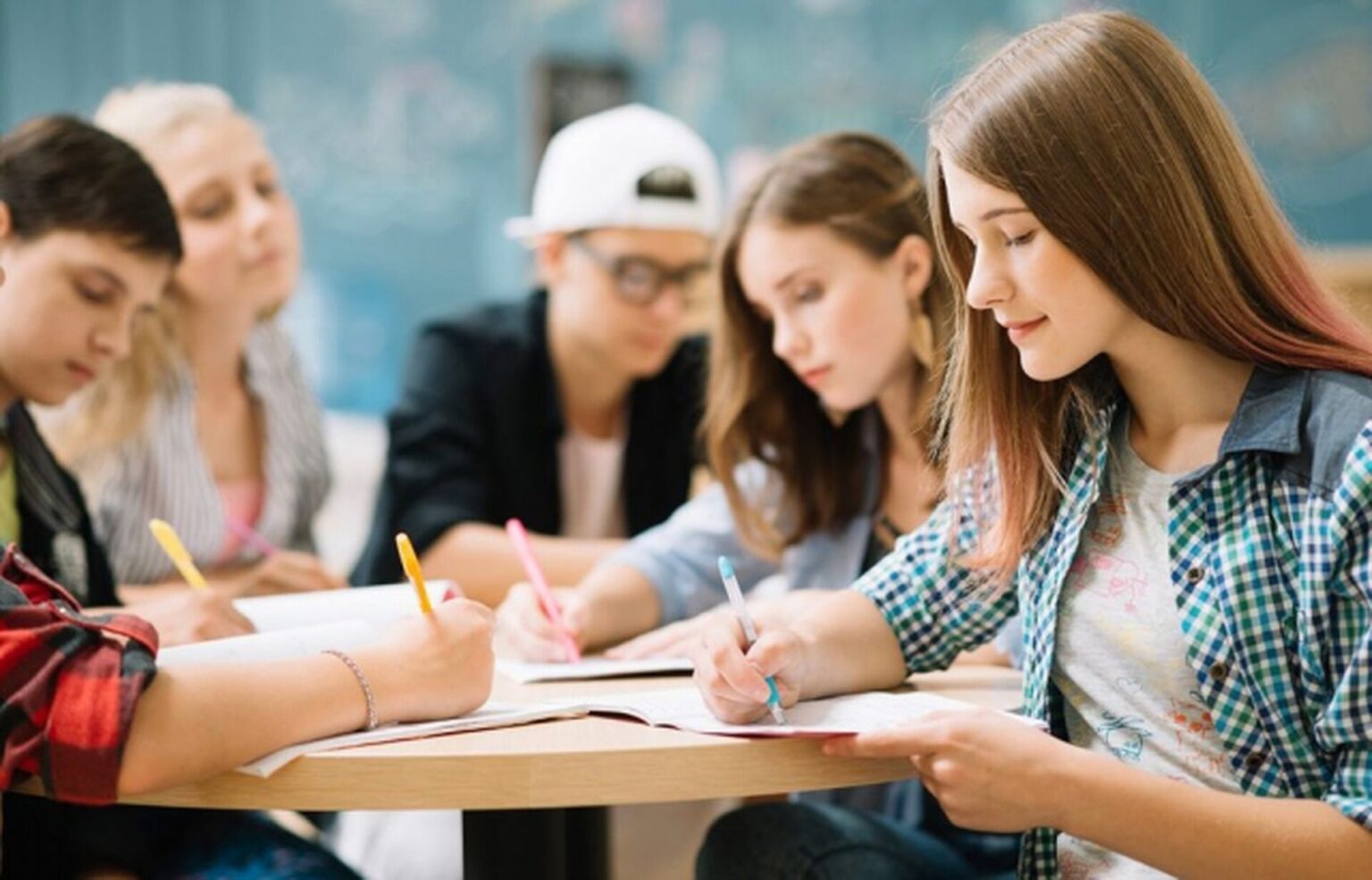 Скільки коштує навчання в університетах Івано-Франківська для вступників 2025 року