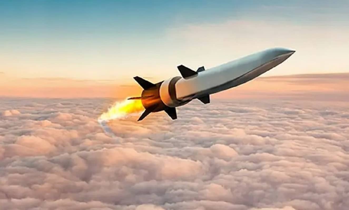 На заході України збили 8 ракет та 20 "шахедів"