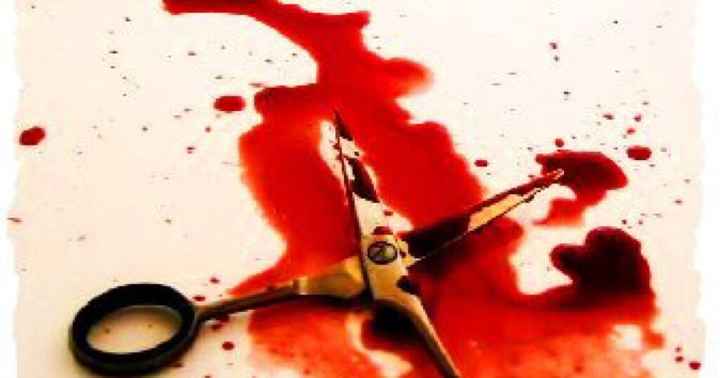 У Франківську чоловік перерізав собі шию, його госпіталізували