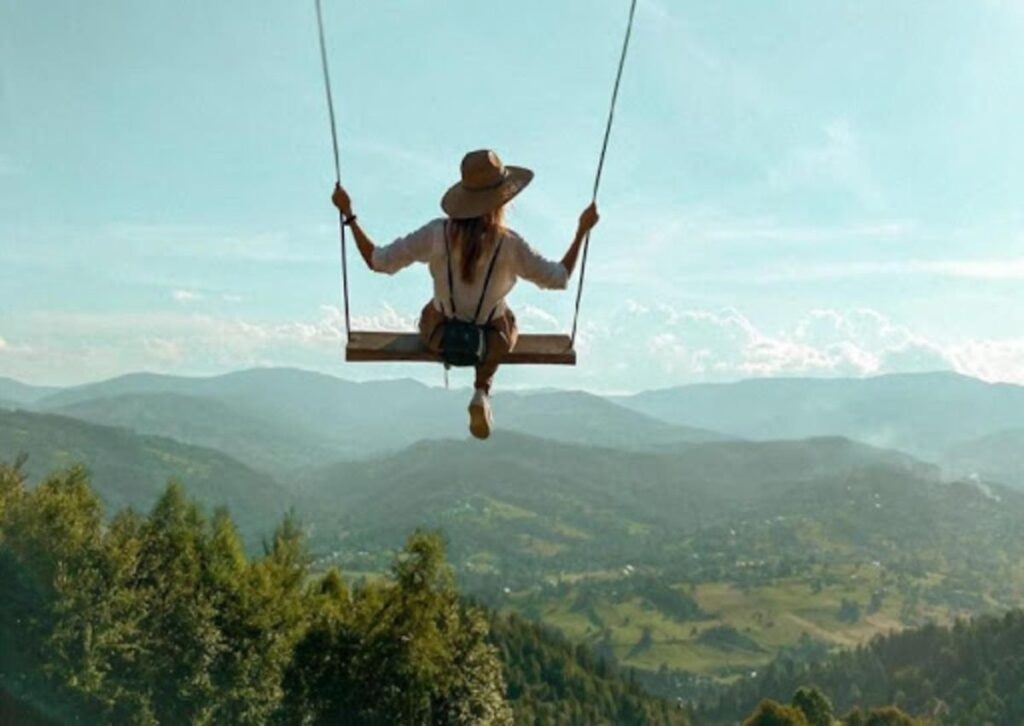 ТОП 10 гойдалок в Карпатах