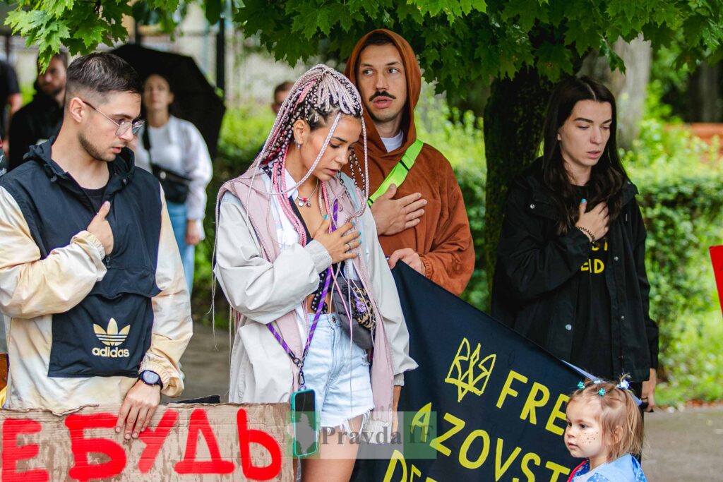 Протест на захист Азовсталі у парку