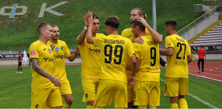 Перша ліга. «Прикарпаття-Благо» впевнено перемагає «Фенікс-Маріуполь»
