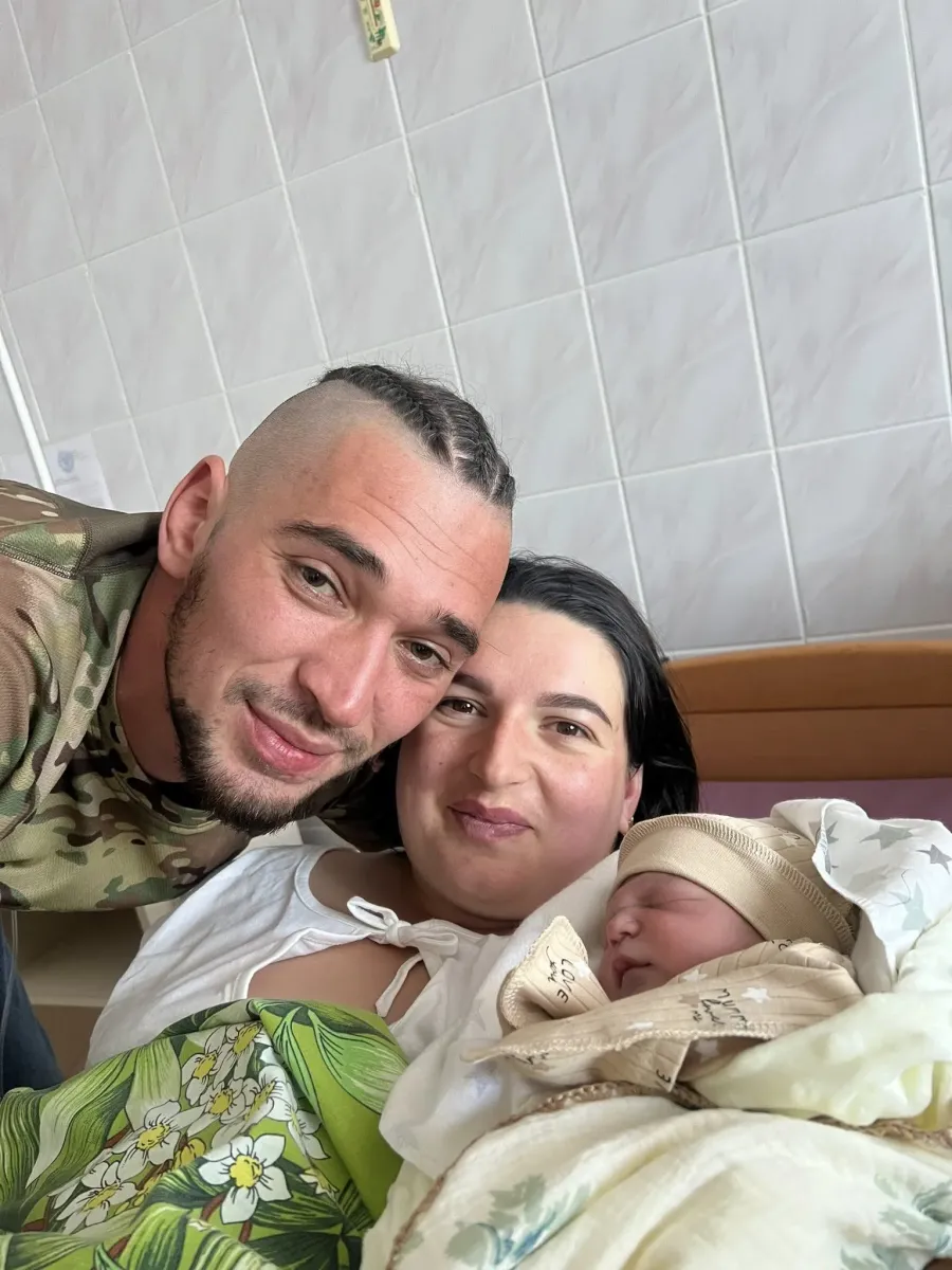 На День Незалежності у калуського воїна народився син. ФОТО