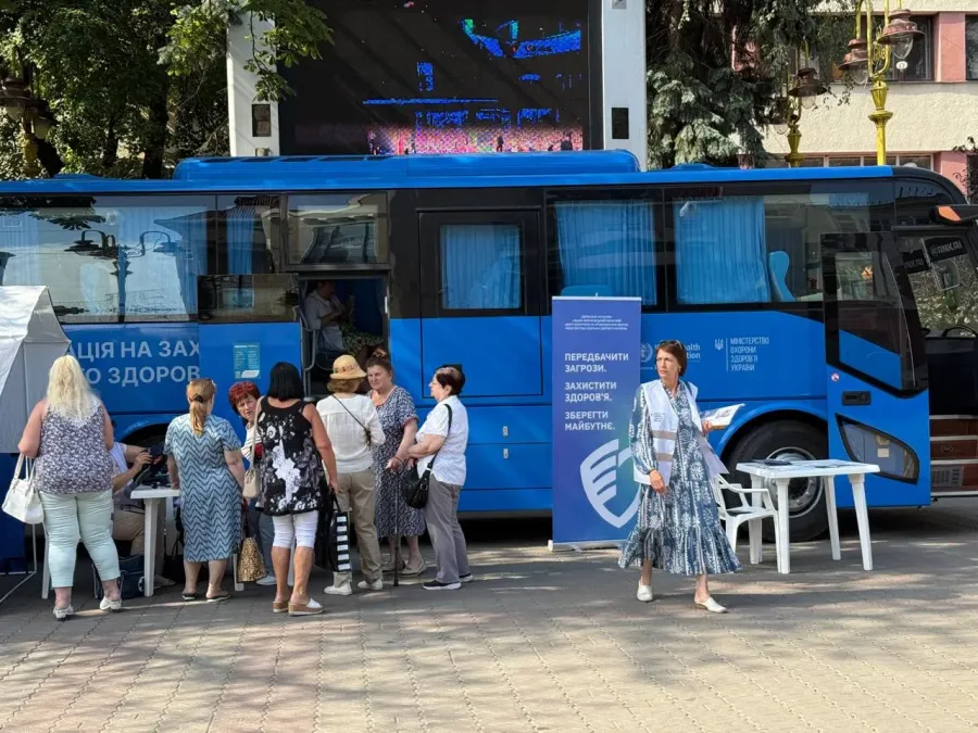 На Прикарпатті тривають "Дні здоров’я": графік роботи виїзних медичних бригад