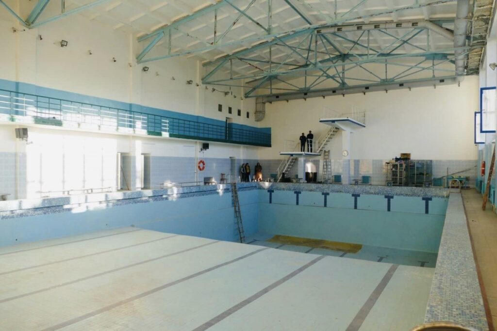 Вперше за пів століття у Калуші проводять капітальний ремонт басейну «Посейдон»