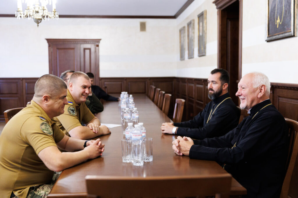 Нацгвардійці Прикарпаття зустрілися з Митрополитом Володимиром Війтишином