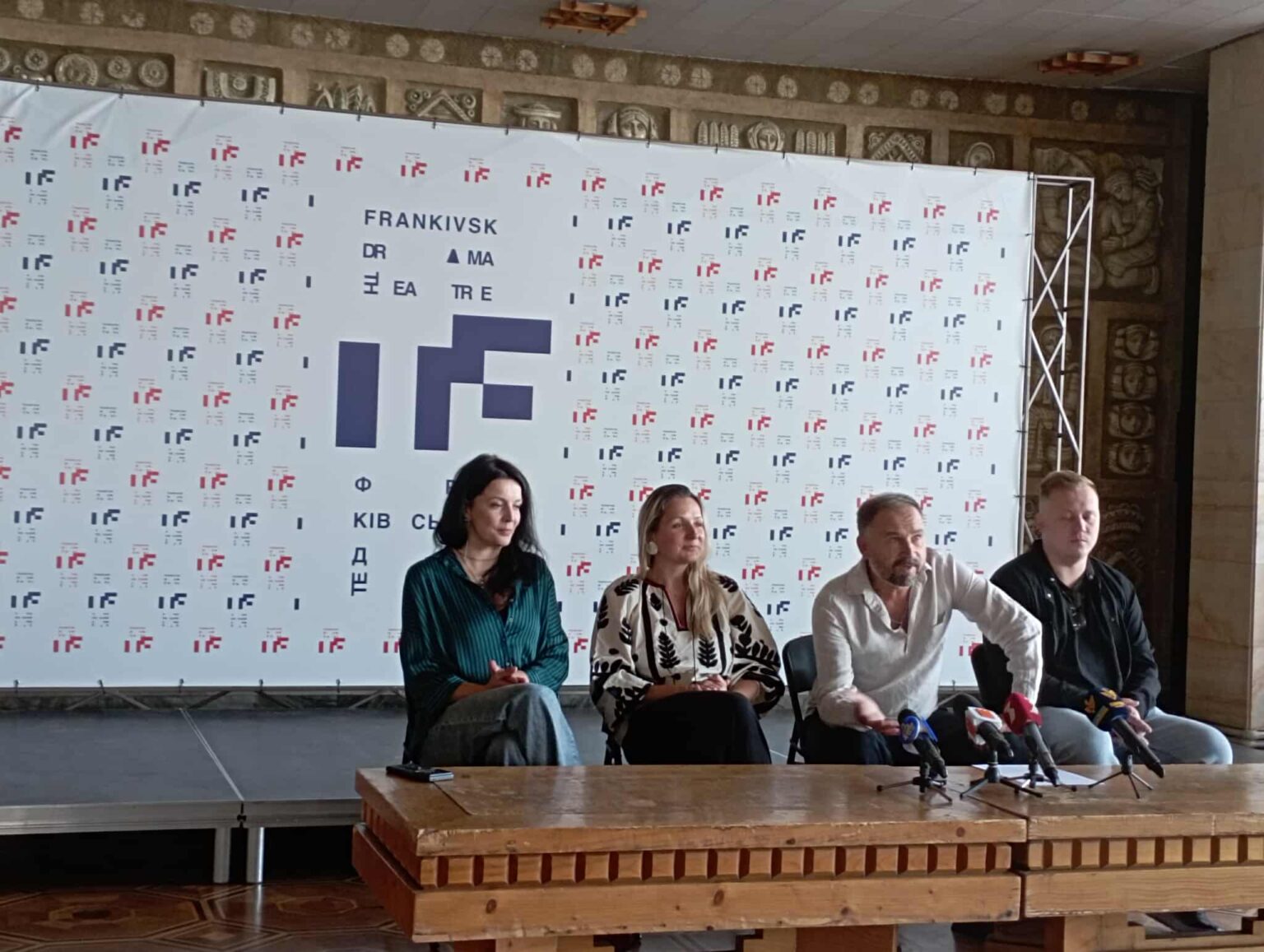 Театр Івано-Франківська розпочинає новий сезон. Які прем'єри покажуть?