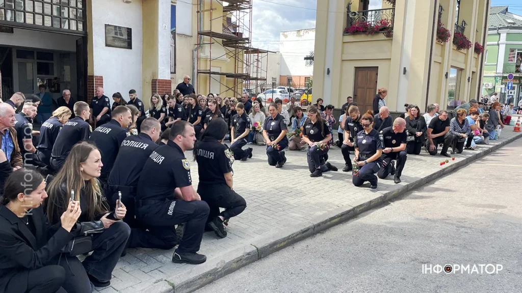 Поліція і громадяни вшанують пам'ять загиблого