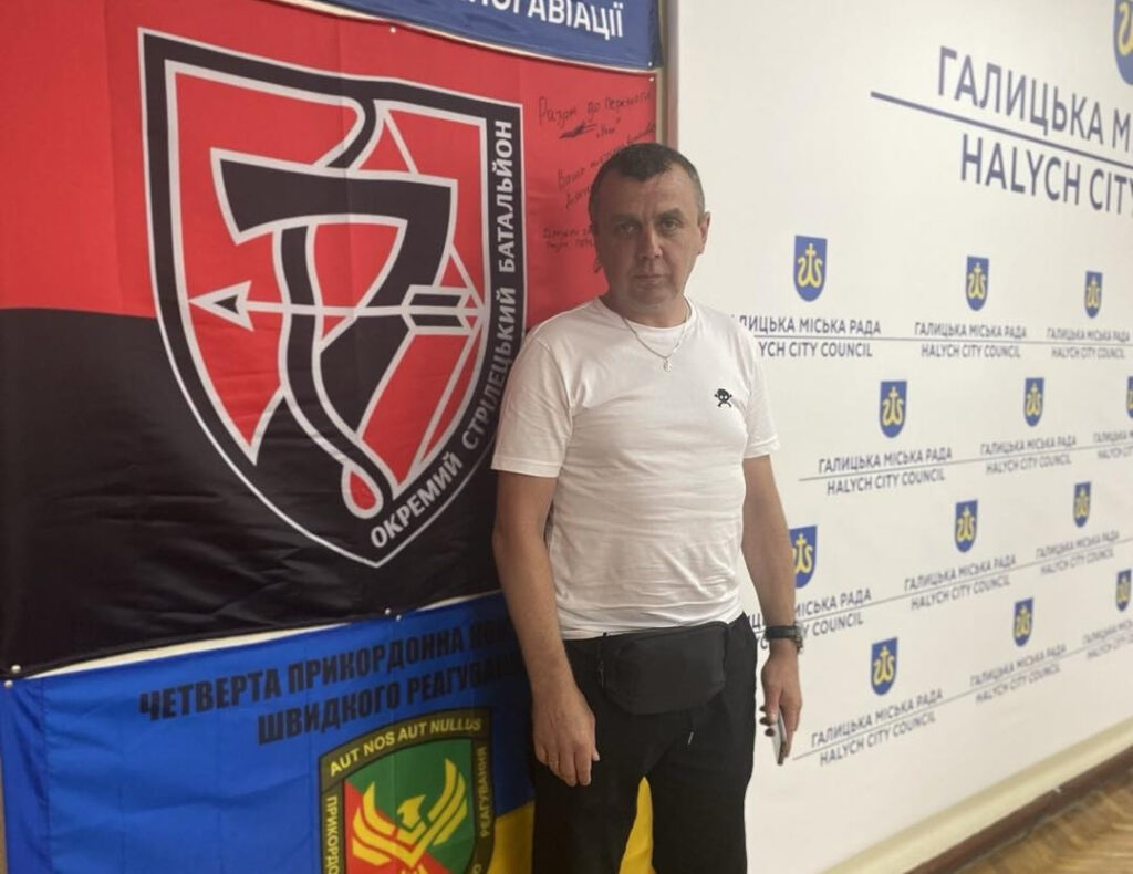 «Навчився мовчати та стримувати емоції»: звільнений воїн з Прикарпаття Олександр Петраш про полон