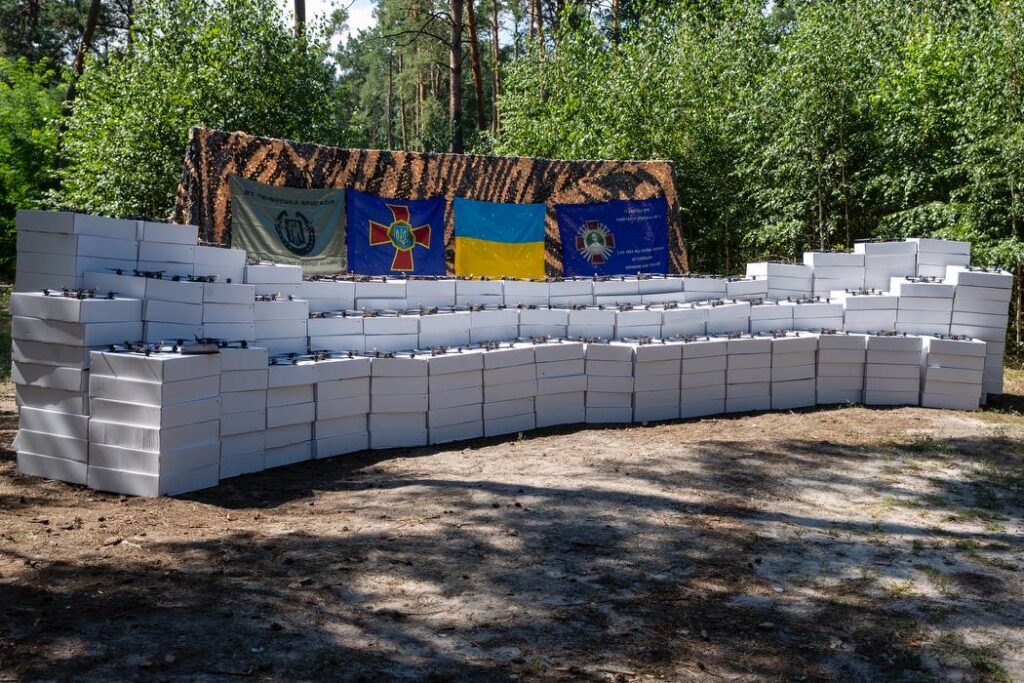 Дві бригади Нацгвардії отримали від столичної громади 2300 FPV-дронів, - Віталій Кличко