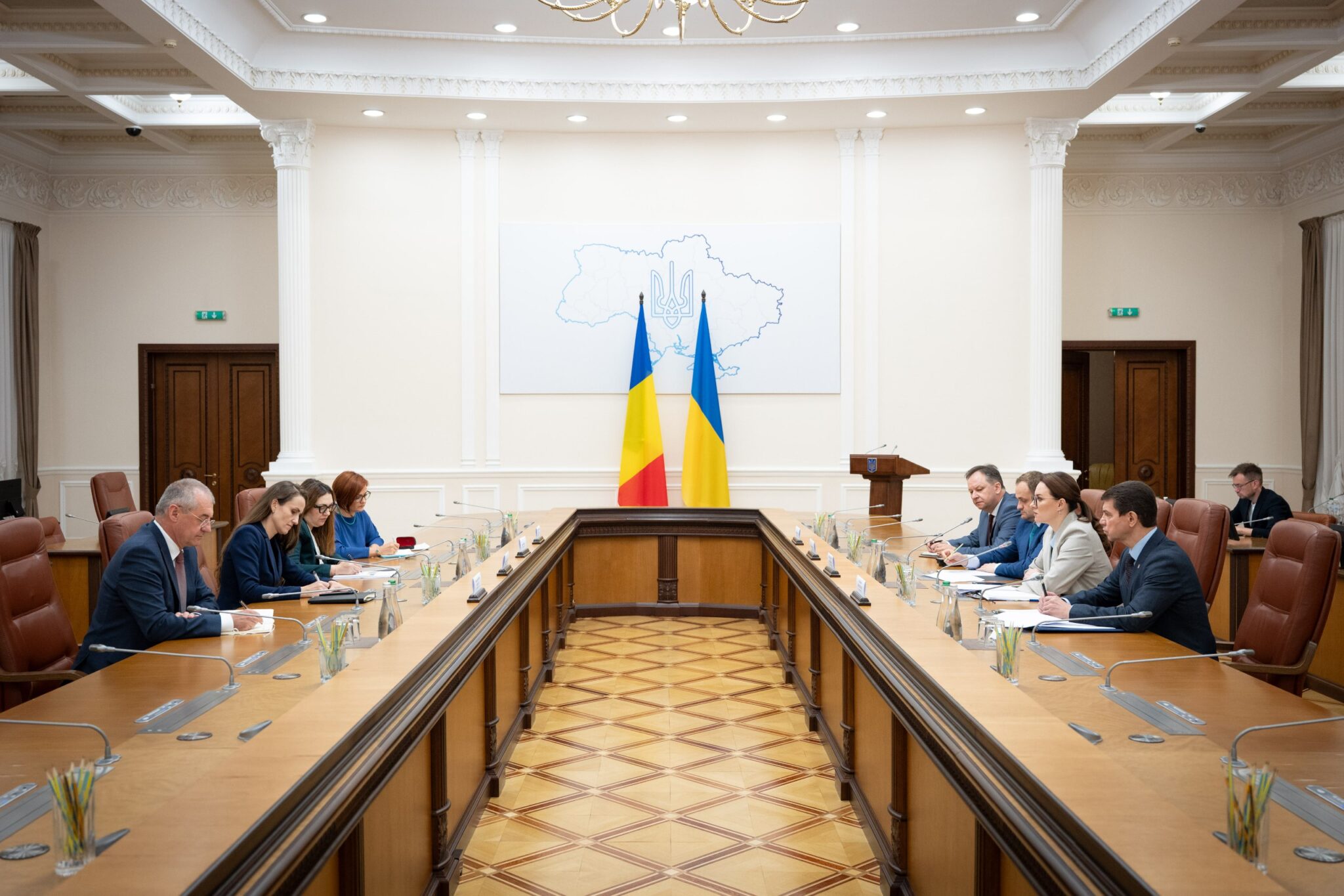 Україна та Румунія домовились прискорити будівництво мосту через Тису