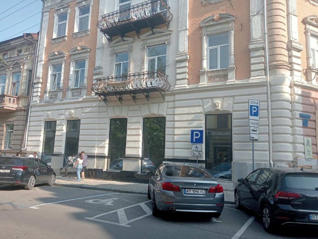 На Шашкевича зупинено незаконні будівельні роботи на пам’ятці архітектури