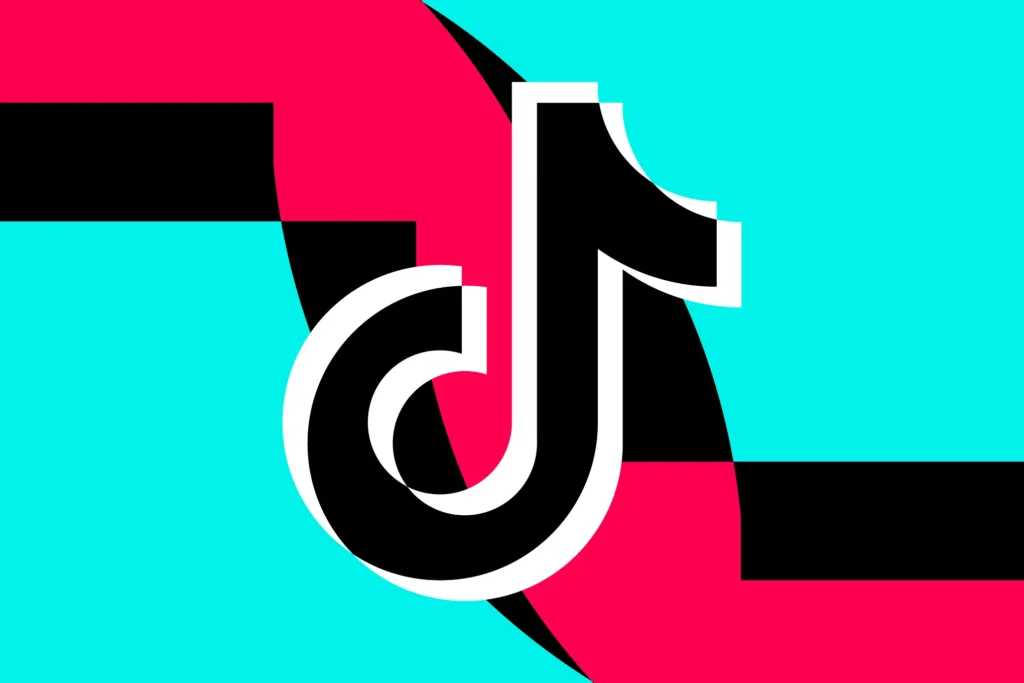 Почему TikTok — это не просто развлечение, а новый формат общения